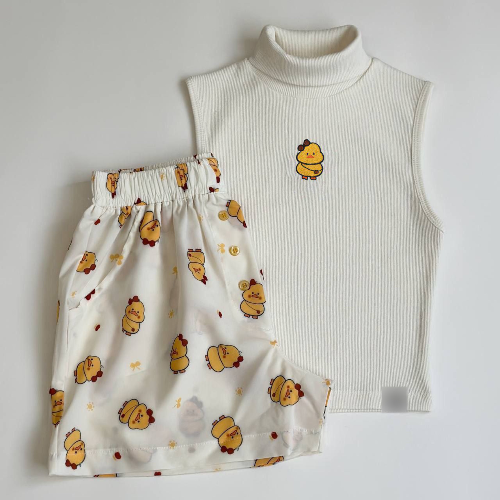 تاپ شورتک طرح جوجه